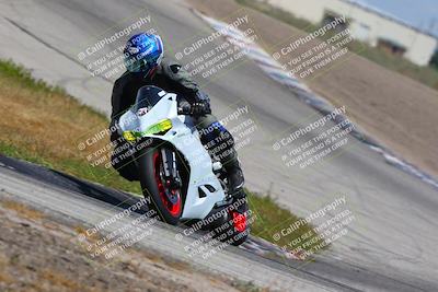 media/Apr-24-2023-Fastrack Riders (Mon) [[2ca7ef103c]]/Private Group/Session 4 (Outside Grapevine)/
